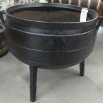 588 6371 GARDEN URN